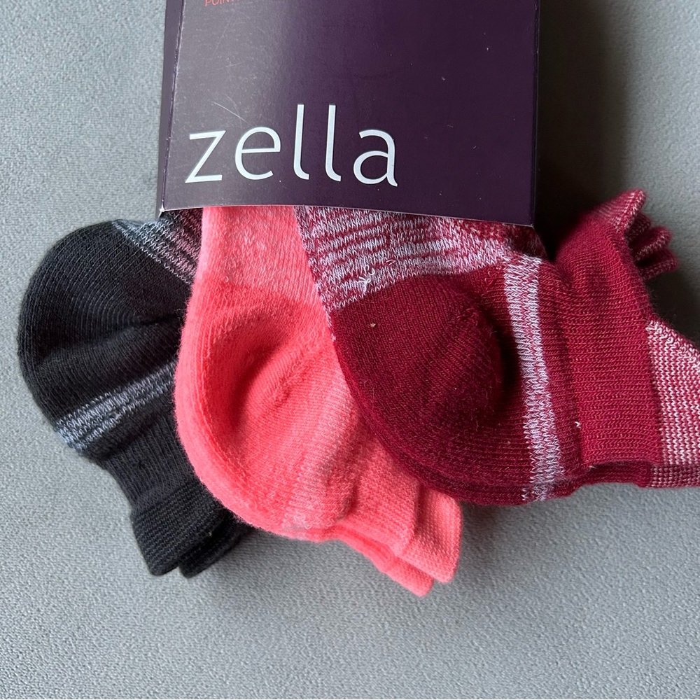 Zella ~ Set of 3 ~ Fitness Tab Back Perform Socks ~ Shoe Size 9-12 ~ Brand New!